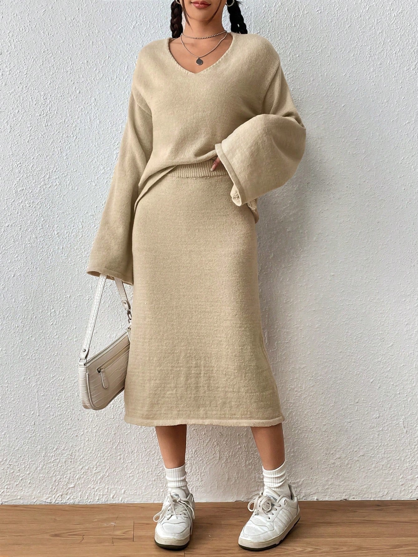  Essnce Drop Shoulder Sweater & Knit Skirt