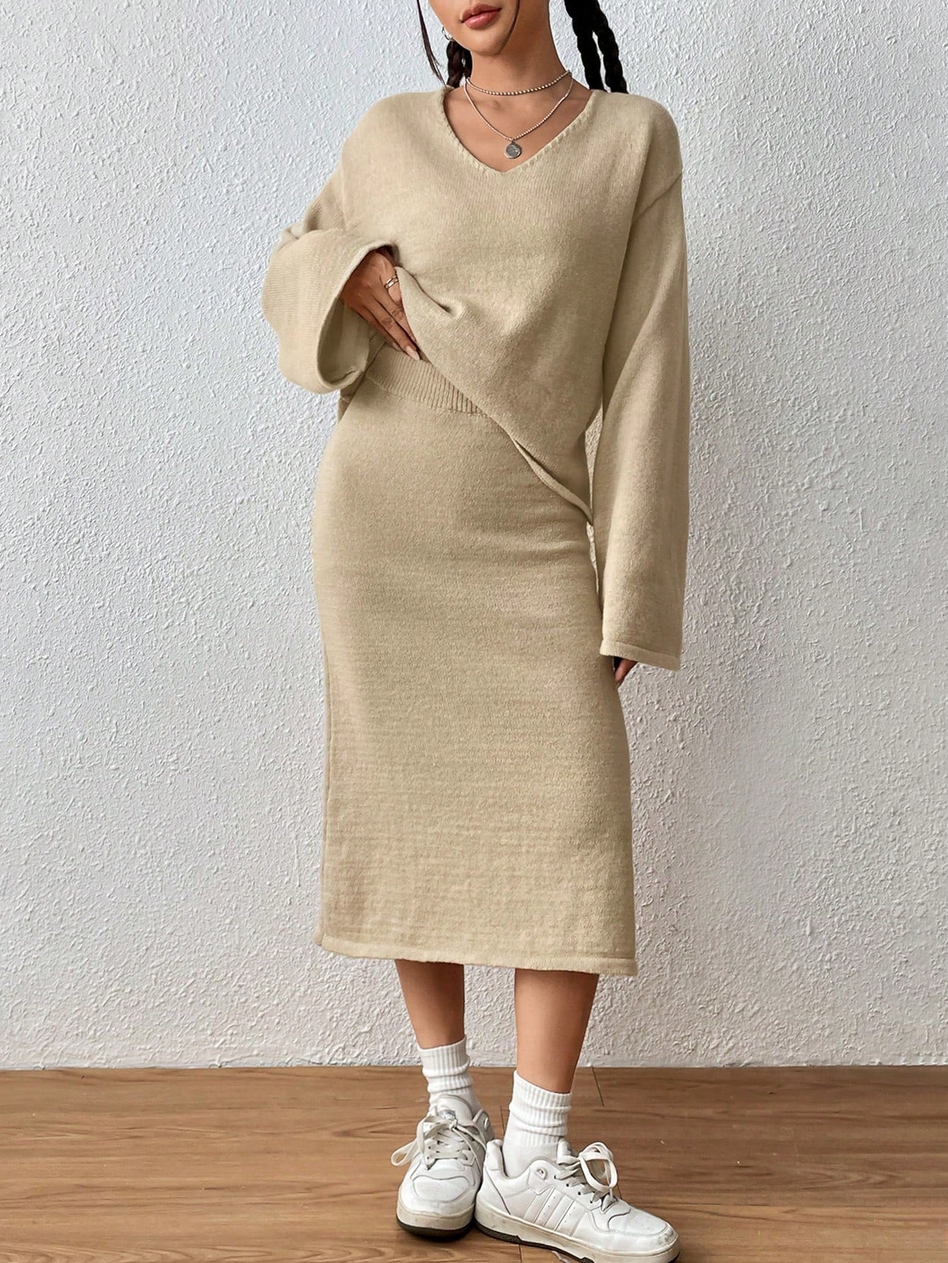  Essnce Drop Shoulder Sweater & Knit Skirt