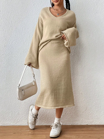 Essnce Drop Shoulder Sweater & Knit Skirt